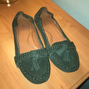 Women's Size 8 Moccassin-Style Green Flats